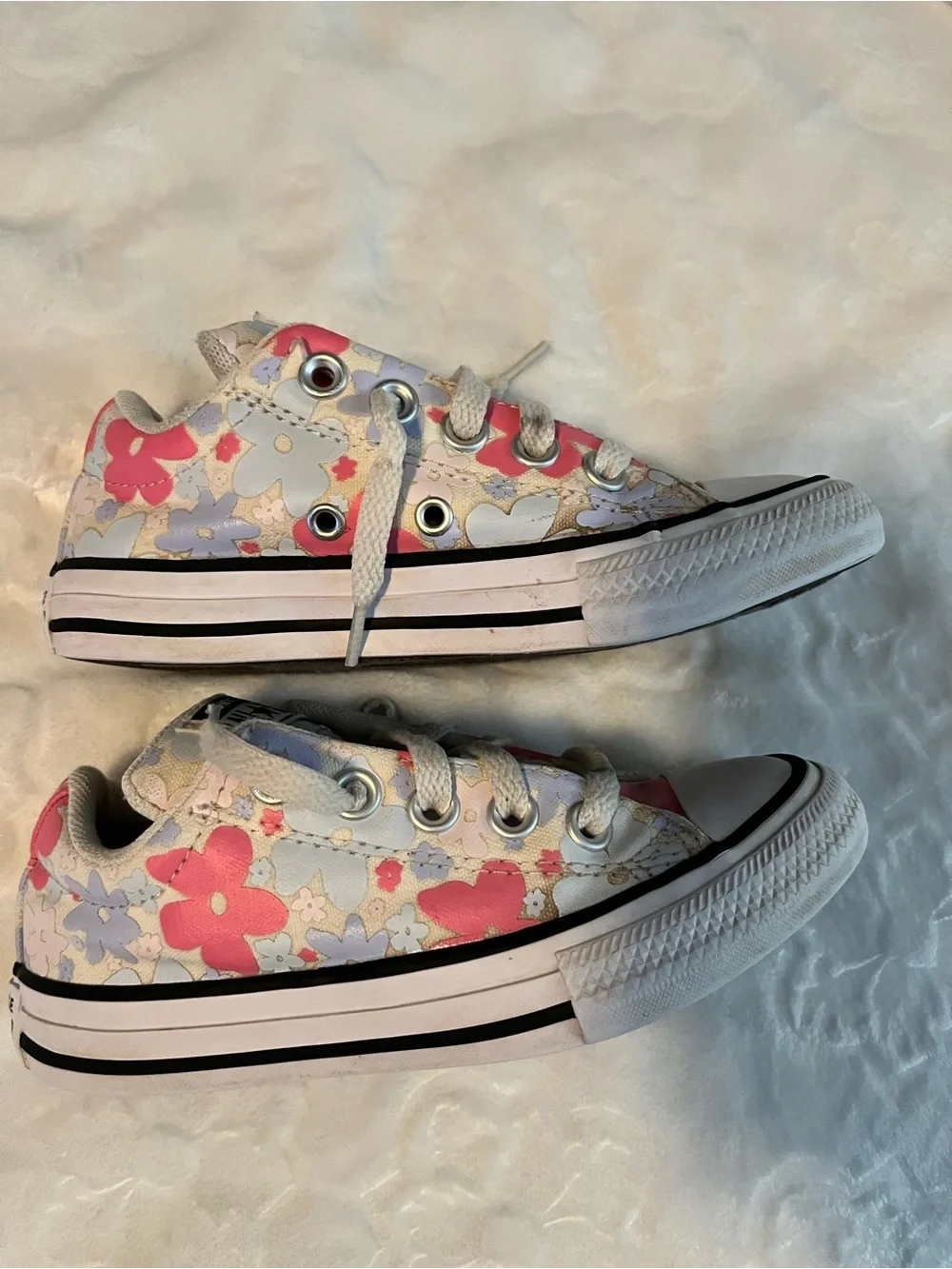 Converse Kids' Pink and Light Blue Floral Low-Top Sneakers